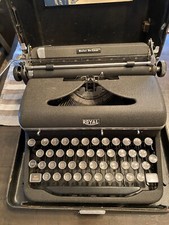 1946 Royal Typewriter  thumbnail