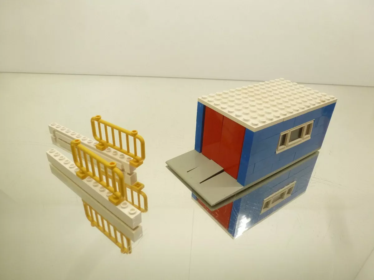 Lego vintage garage 2025