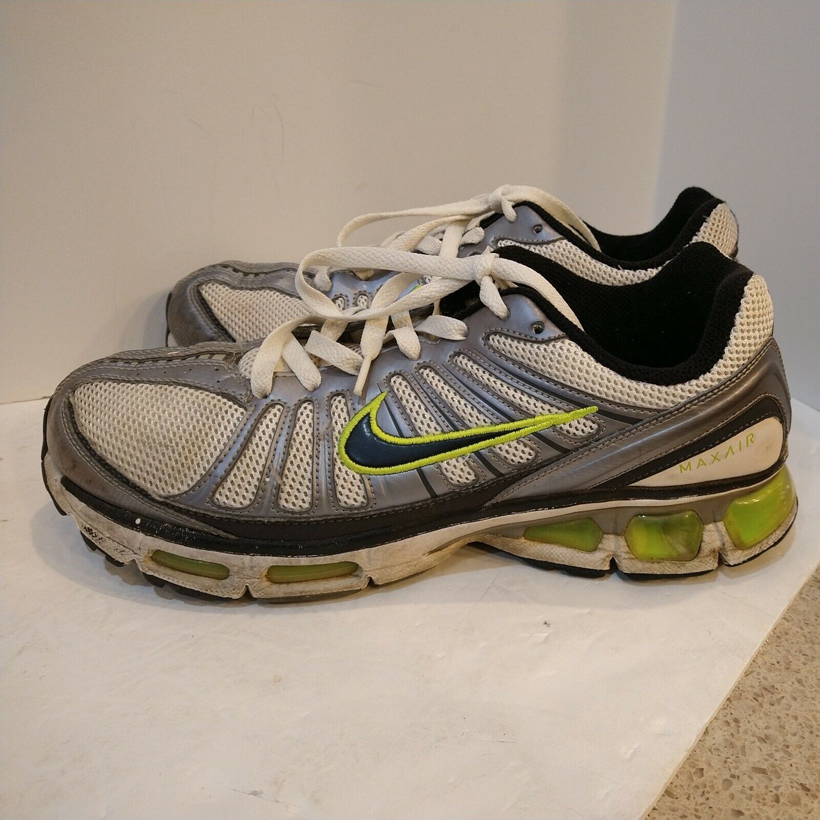 Nike Max Air Tailwind 2009 Athletic Sneakers Size… - image 3