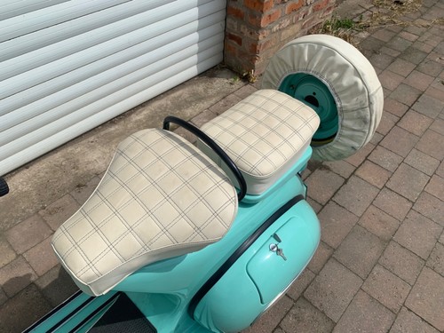 Vespa 150 VBB 1962 / 1964 - Piaggio Classic Scooters - Picture 8 of 20