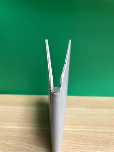 Apple Magic Keyboard for 11" iPad Pro, iPad Air 11" M2/4th/5th Gen - White (#20) - 第 6/24 張圖片