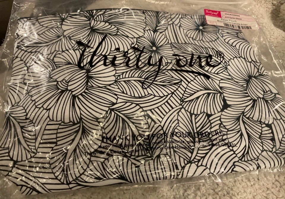 Thirty One Zipper Pouch - GARDEN SKETCH - New in package - Image 2 of 4