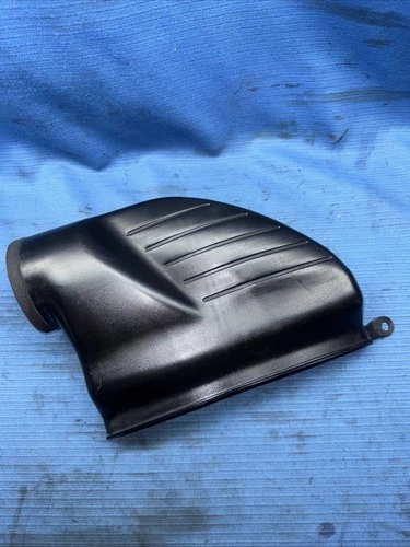 01-05 Lexus IS300 Air Flow Inlet Intake Duct Tube OEM 17751-46140 Cleaner Box