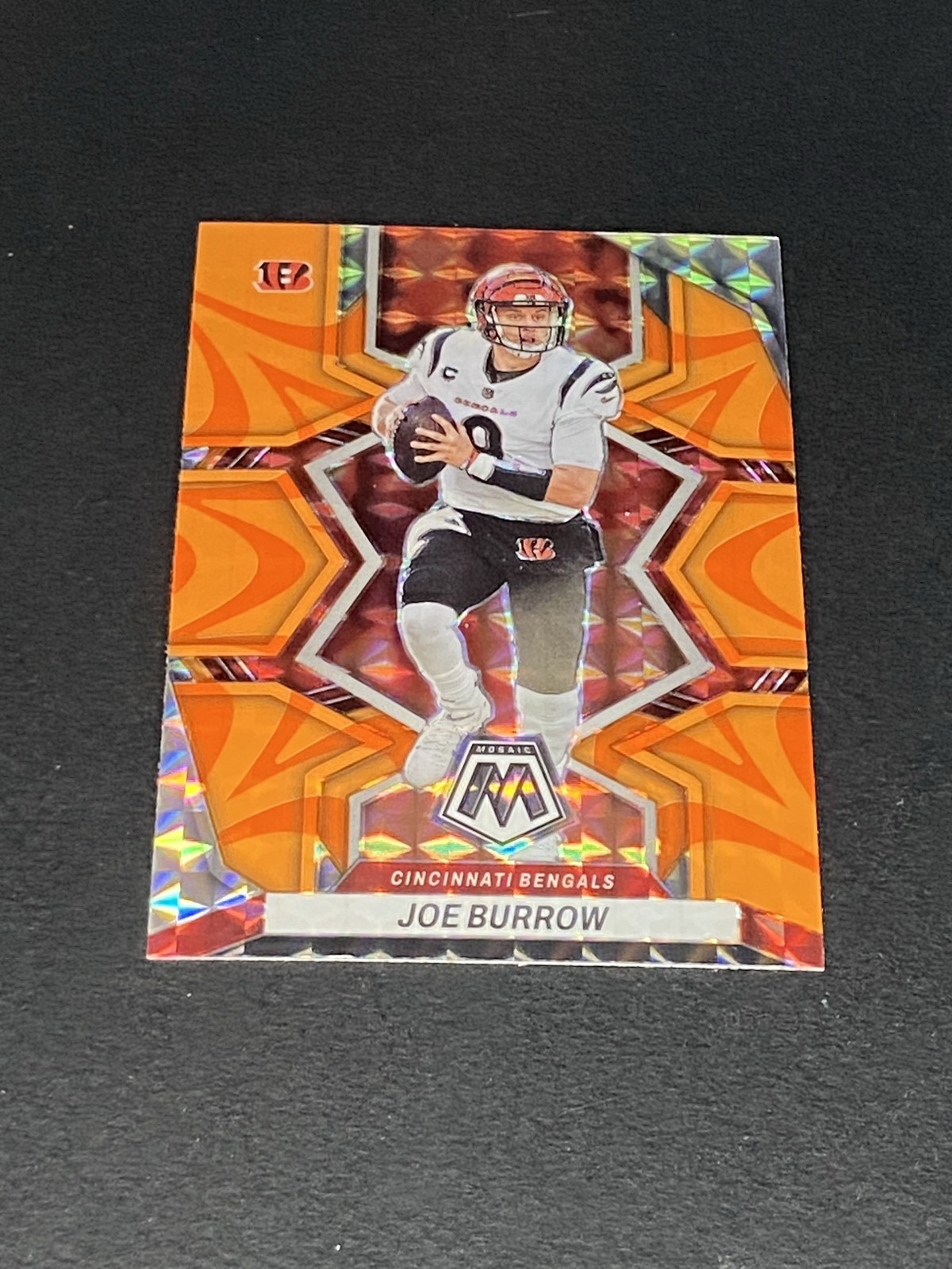 Joe Burrow 2022 Mosaic - #39 Reactive Orange Mosaic Prizm Bengals Colormatch!
