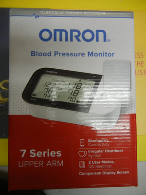 Omron 7 Series Wireless Upper Arm Blood Pressure Monitor - BP7350 - NEW