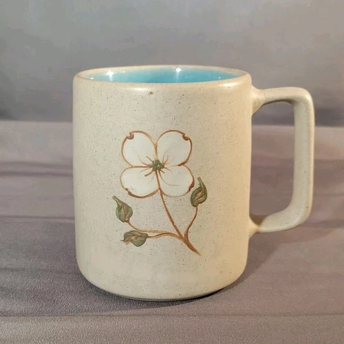 Vintage Pigeon Forge Pottery Dogwood Flower Coffee Cup Mug