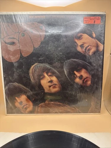 THE BEATLES Rubber Soul LP Capitol/Apple Records ST-2442 STEREO