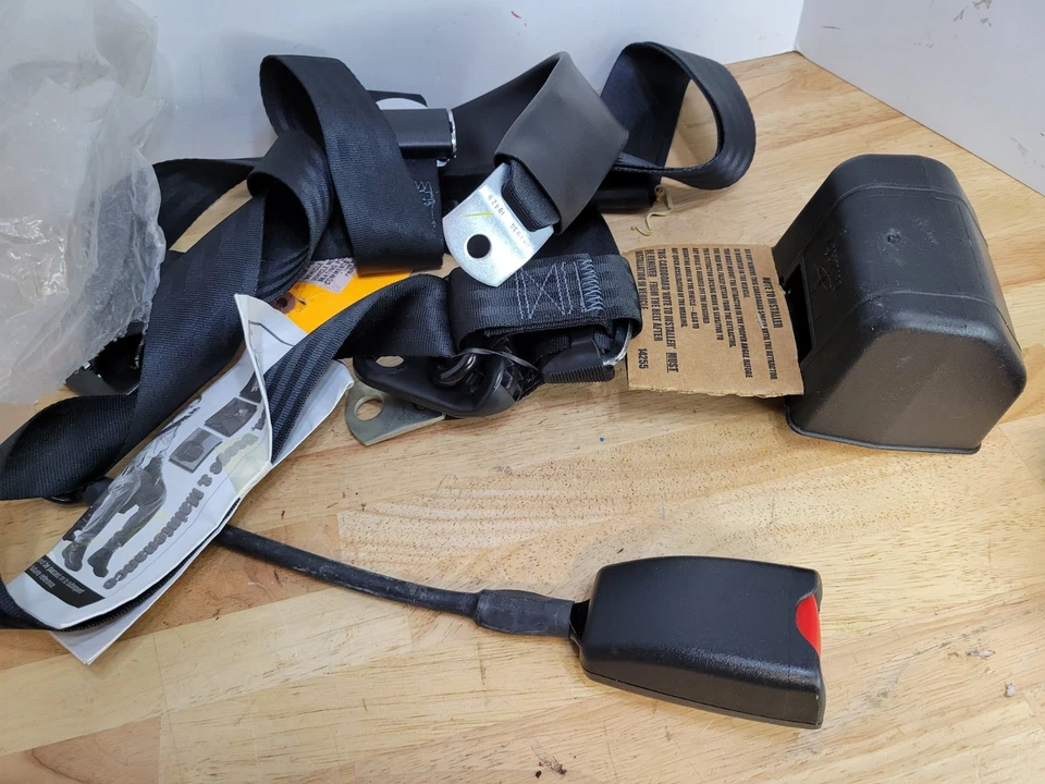 IMM F11794A BELT - DRIVERS SEAT Thomas Built Bus 73"/78" HR Pusher FC New — 第 4/4 张图片