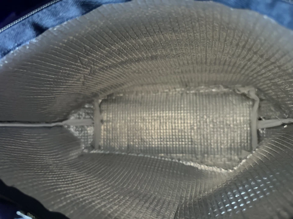 Bolso Térmico Treinta y Uno. Rayas azul marino con ancla. Nuevo sin etiquetas Foto 4 de 4