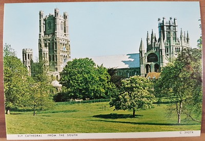 Schöne alte Ansichtskarte AK - ELY Cathedral from the South Südansicht Judges