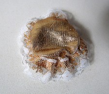 ancien vêtement poupée