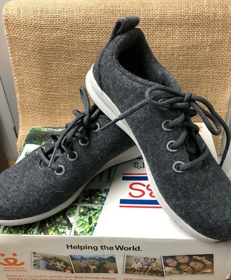 NIB Ladies Sneakers BOBs by SKECHERS Memory Foam Sz 7.5 Lil Flash Charcoal Gray