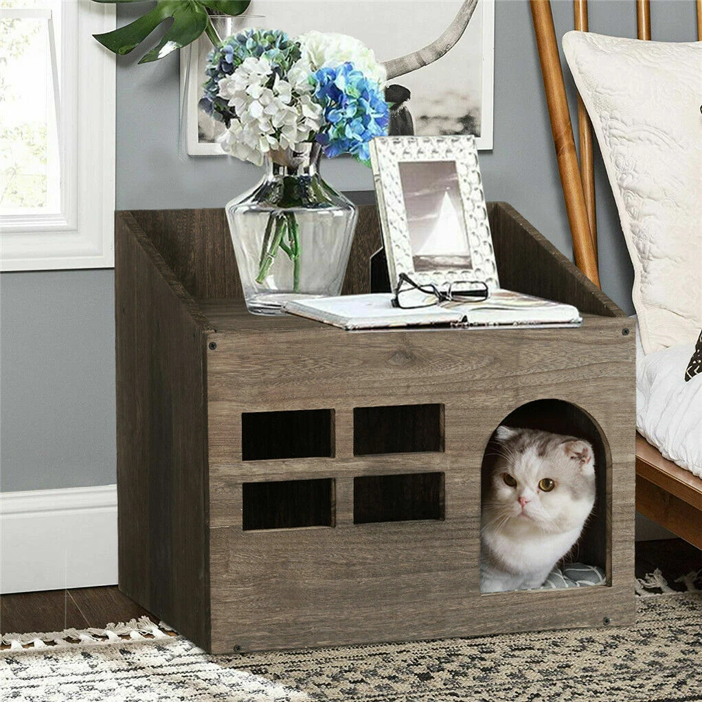 Enclosed cat cheap condo