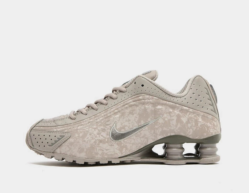 Nike Shox R4 Women's Shoes Trainers in Grey | eBay