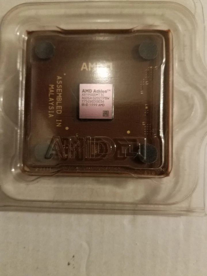 AMD Athlon XP 1900 1.6 GHz 256KB 266 MHz Socket 462 A K7 CPU AX1900DMT3C - Image 2 of 4