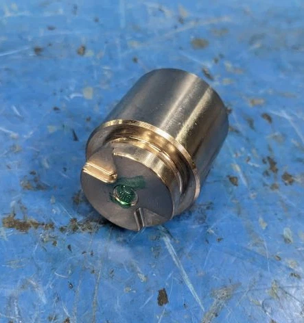 Pinza trasera pistón freno GM 2010 Pontiac G6 2012 Chevy Malibu Buick Saturn Foto 3 de 4