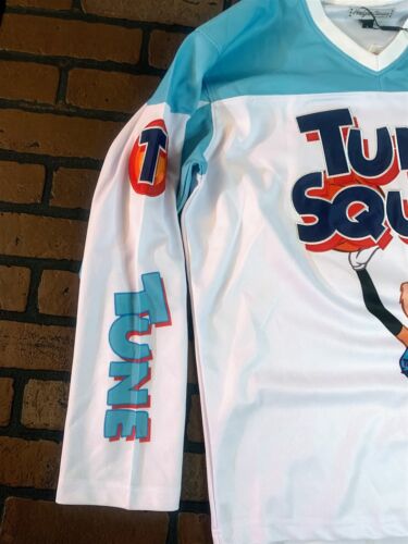 TUNE SQUAD Lola Hase Kopfbedeckung Klassiker Hockey blaugrünes Trikot ~ ungetragen ~ M L XL - Bild 6 von 6