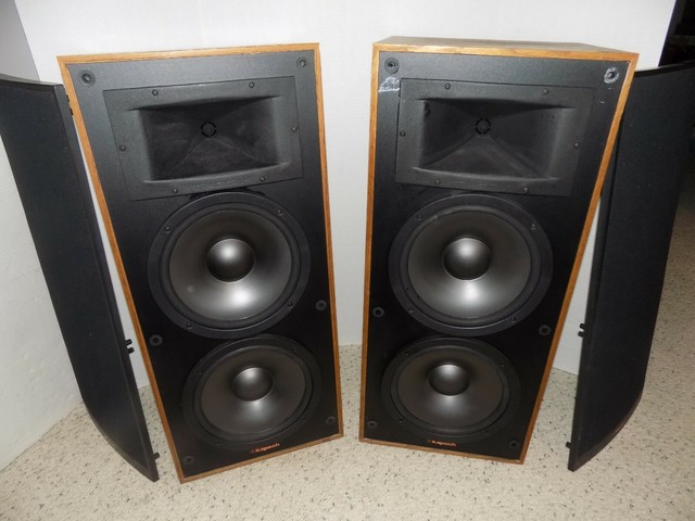 tower speaker cabinet