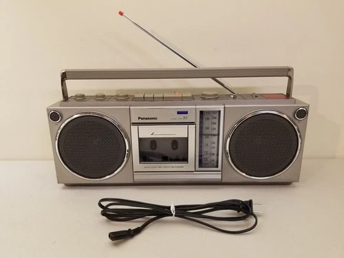Vtg 1980s Panasonic AM-FM Stereo Radio Cassette Boombox Model RX-4930 EXCELLENT!