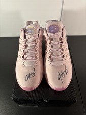 Kevin Durant Signed KD 17 Shoes Autographed Rare NBA Rockets Warriors OKC BAS