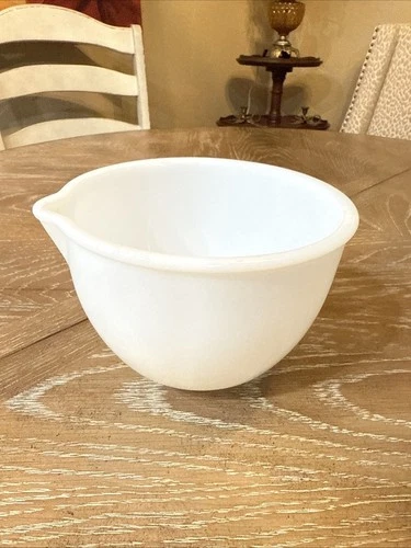 Vintage Pyrex Sunbeam Mixmaster Milk Glass Small Mixing Bowl With Spout