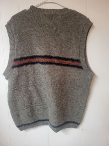 Vintage Woolrich Made in USA Size L Pullover Red Stripe Wool Vest - Picture 2 of 3