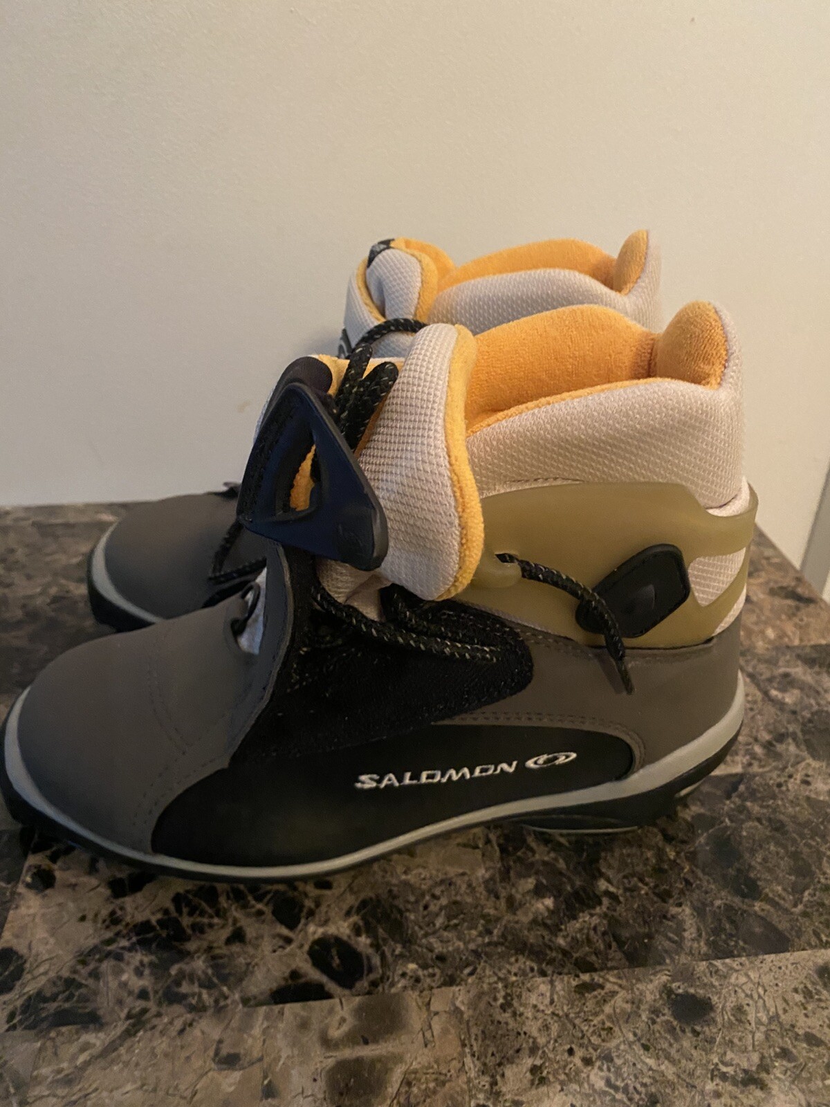 Scarpe da sci vintage Salomon donna taglia 6 5 misura automatica grigio ecopelle