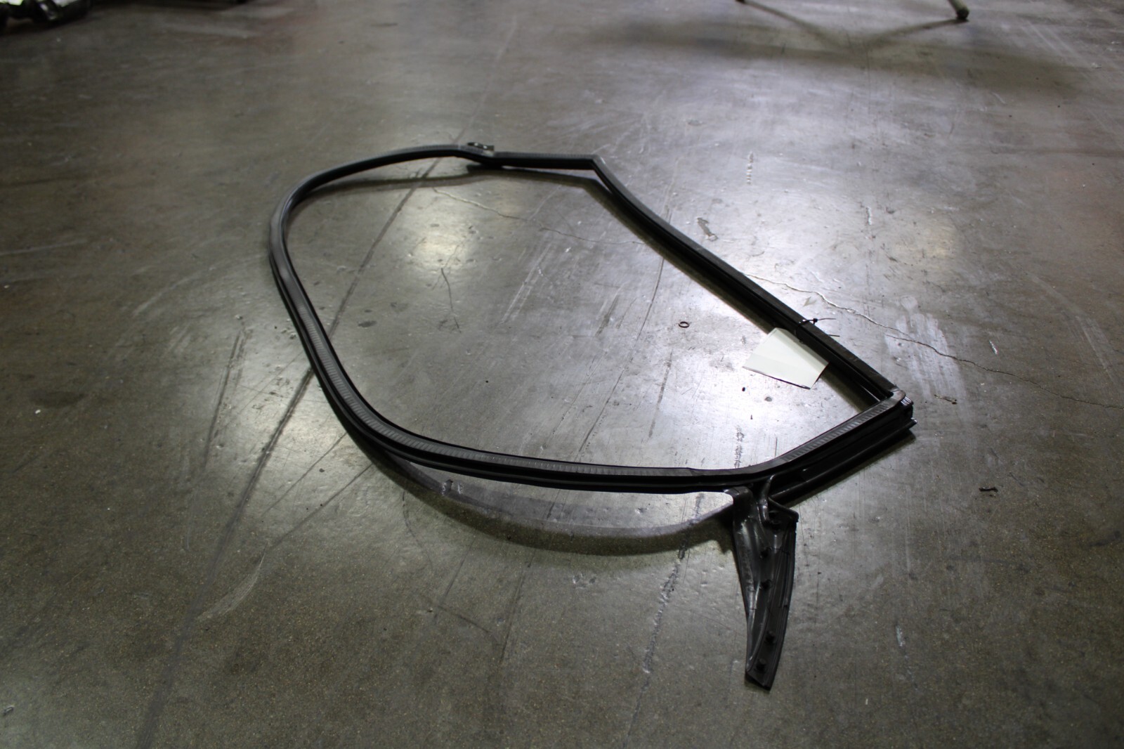 Lamborghini Huracan, LP610, LP580, RH, Body Gasket Moulding, Used, 4T8831708D