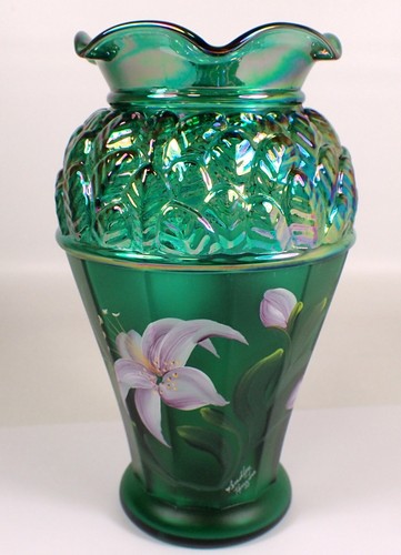 Fenton Glas Smaragdgrün Designer Vitrine Serie Lilie Vase Frances Burton