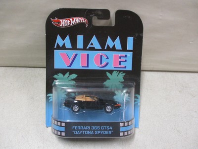 Hot Wheels Retro Entertainment Miami Vice Ferrari 365 GTS4 Daytona Spyder