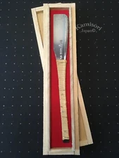 - special grade - Vintage Japan Razor blade "Ichikansai",rattan wrapped