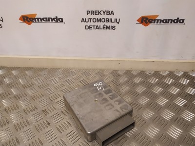 E40 YS4F12A650PA STEUERGERÄT FORD FOCUS MOTORSTEUERUNG