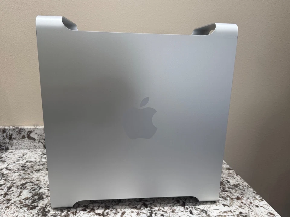 Apple Mac Pro A1289  Mid 2010 | 2x 2.66 GHz 6-Core 12-Core | 32GB RAM | 1TB HDD - Image 3 of 4