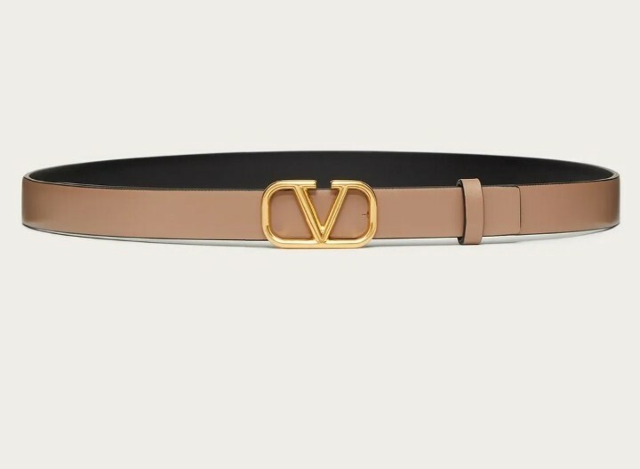 Brand new Women’s Valentino Belt 

Worn once, size Medium! Valentino | Accessories | Brand New Womens Valentino Belt  main image 4