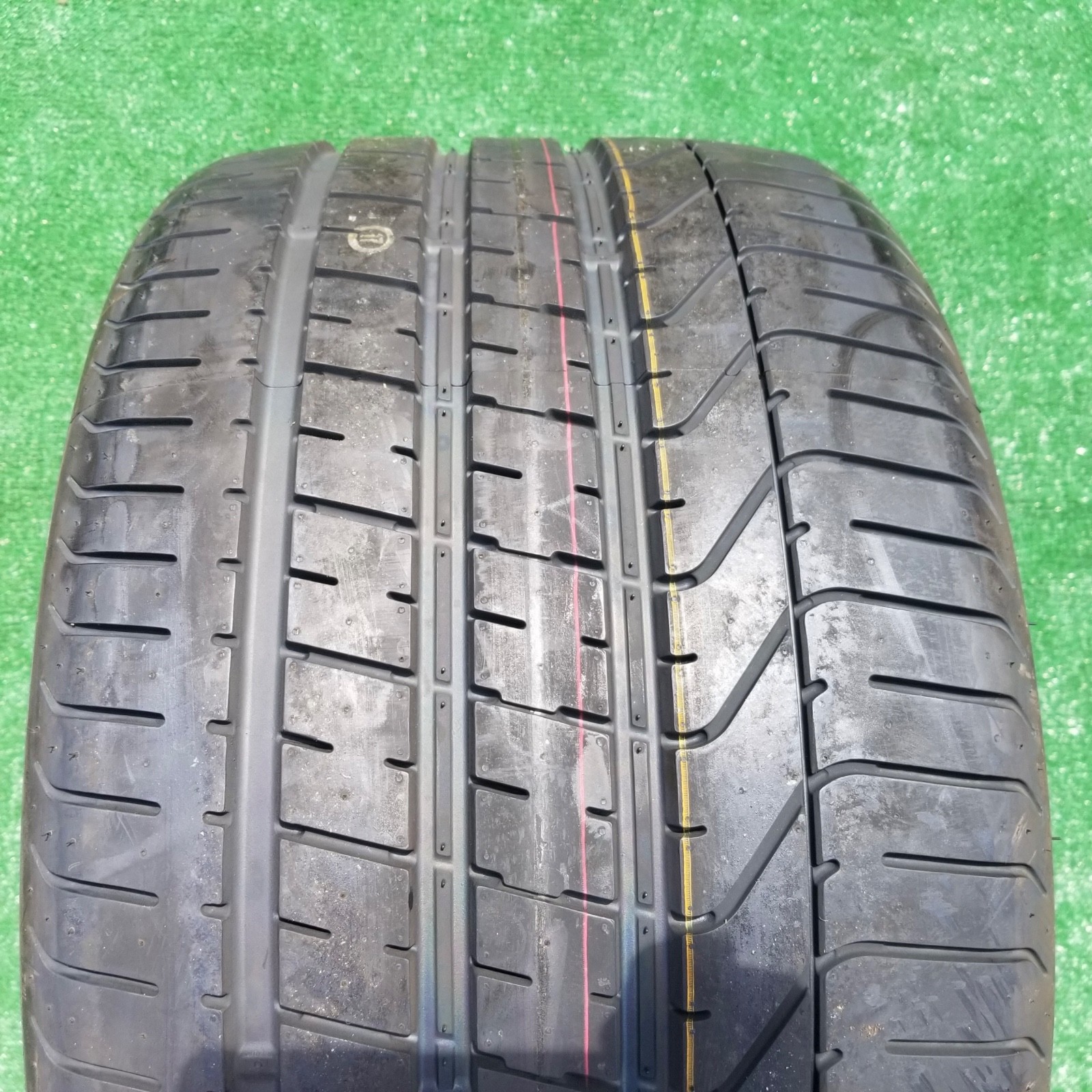 New 295/30R19 Pirelli P Zero Tires 295/30ZR-19 295/30ZR19 AM8 Aston Martin 100%