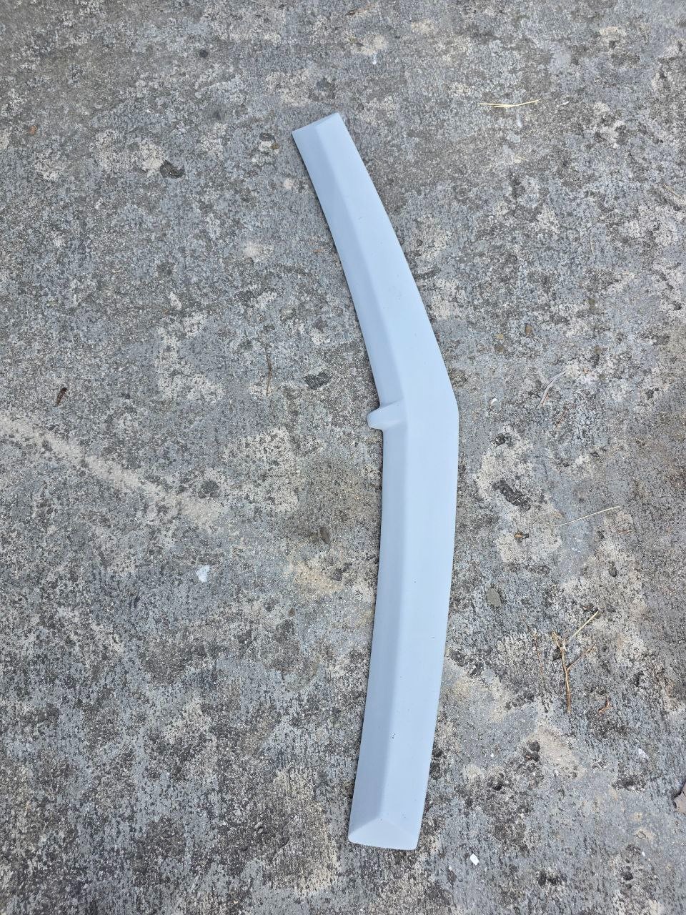 Fiberglass Front Bumper Lip Top Spoiler Body Kits For Lamborghini URUS 2018-2022
