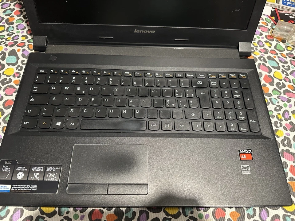 Notebook Lenovo IdeaPad B50-45 AMD A6-6310 APU  SSD Samsung 500GB RAM 16GB - Imagen 3 de 4