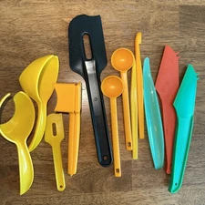 Tupperware Kitchen Utensils Tools Gadgets Lot Of 12 Vintage