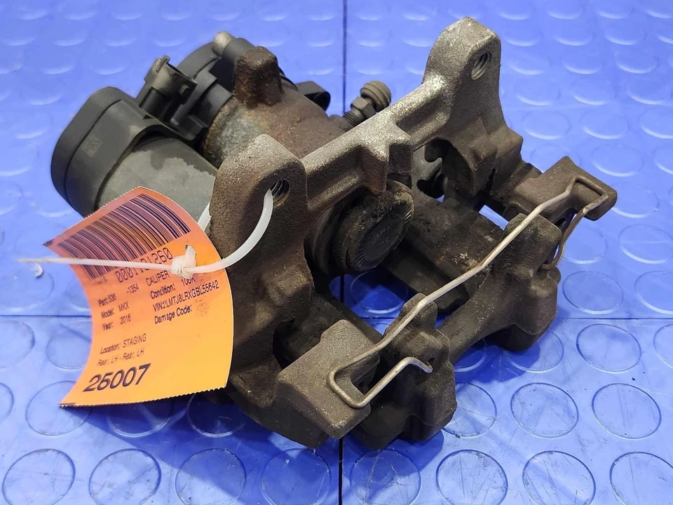 Conjunto de pinza de freno trasera Ford Edge Escape Fusion lado izquierdo del conductor OEM Foto 3 de 4