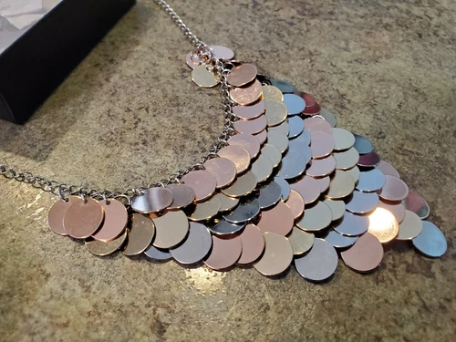 HSN HOT IN HOLLYWOOD Gold Copper Silver Round Medallion Necklace Earrings NOS image 5