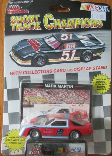 Mark Martin #2 Short Track Champions Reco Camaro Racing 1:64 w/ Card & Stand - Picture 1 of 6