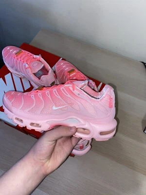 pink tns