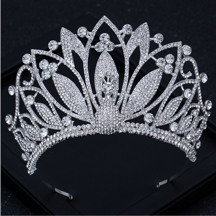Crystal Princess Crown Women Wedding Luxury Queen Princess Bridal Party Tiaras Amazon.com: TIOSRU Gold Queen Crowns for Women Birthday  main image 4