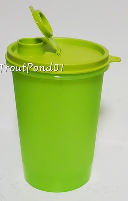 TUPPERWARE Mega Tumbler Pitcher Handolier Jug Container 32 oz Sheer Green New