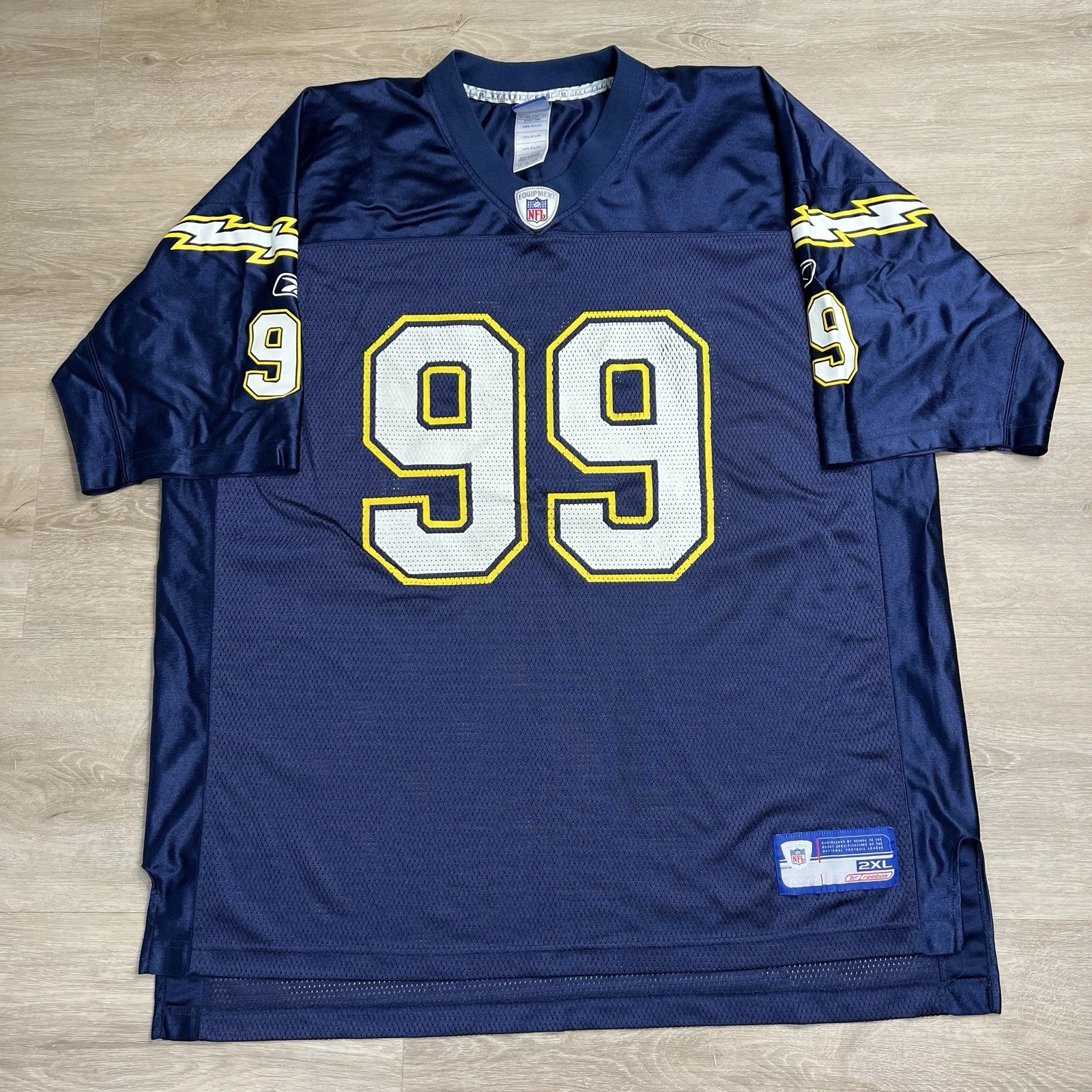 Rihanna’s Vintage San Diego Chargers Jersey – Iconic Street Style thumbnail 2