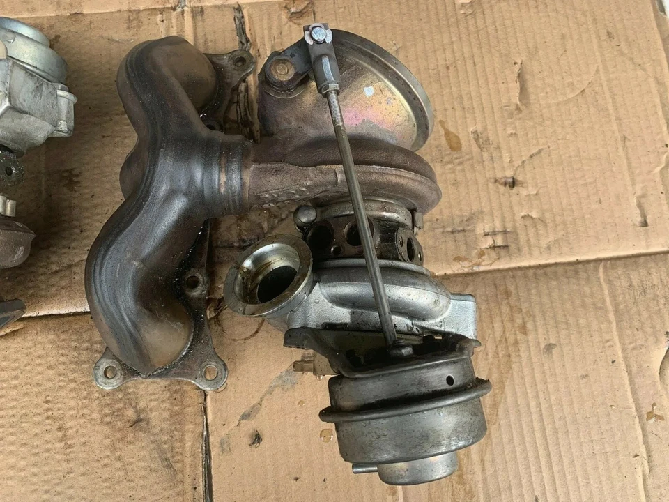 BMW 740LI 740I F02 OEM 11-12 SET LEFT AND RIGHT 3.0 V6 TWIN TOW TURBO CHARGE - Image 2 of 4