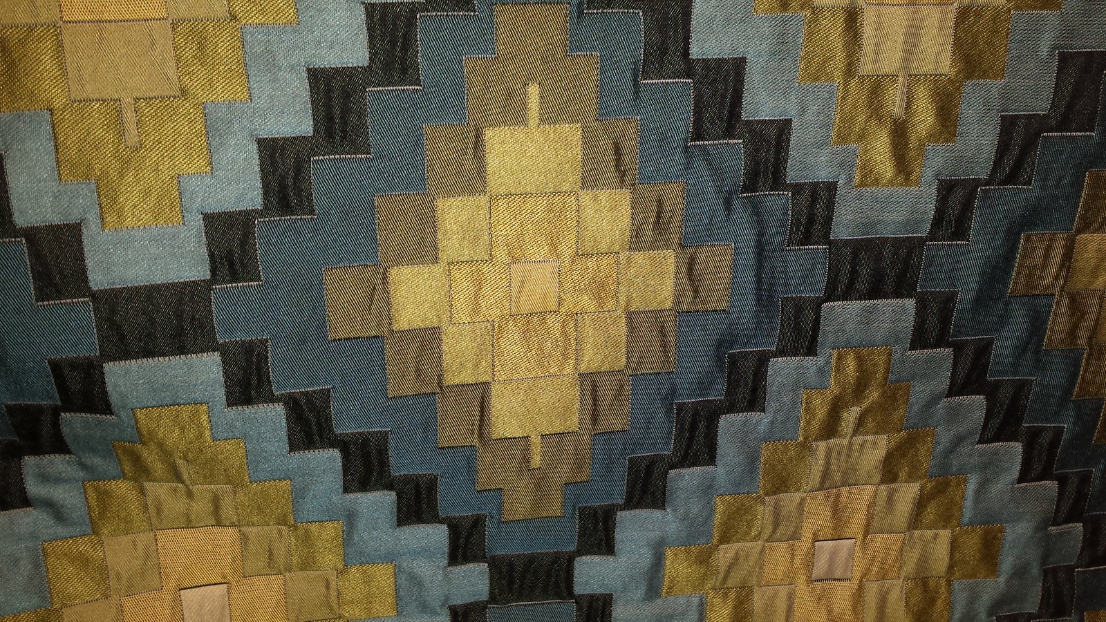 Picture 2 of 4