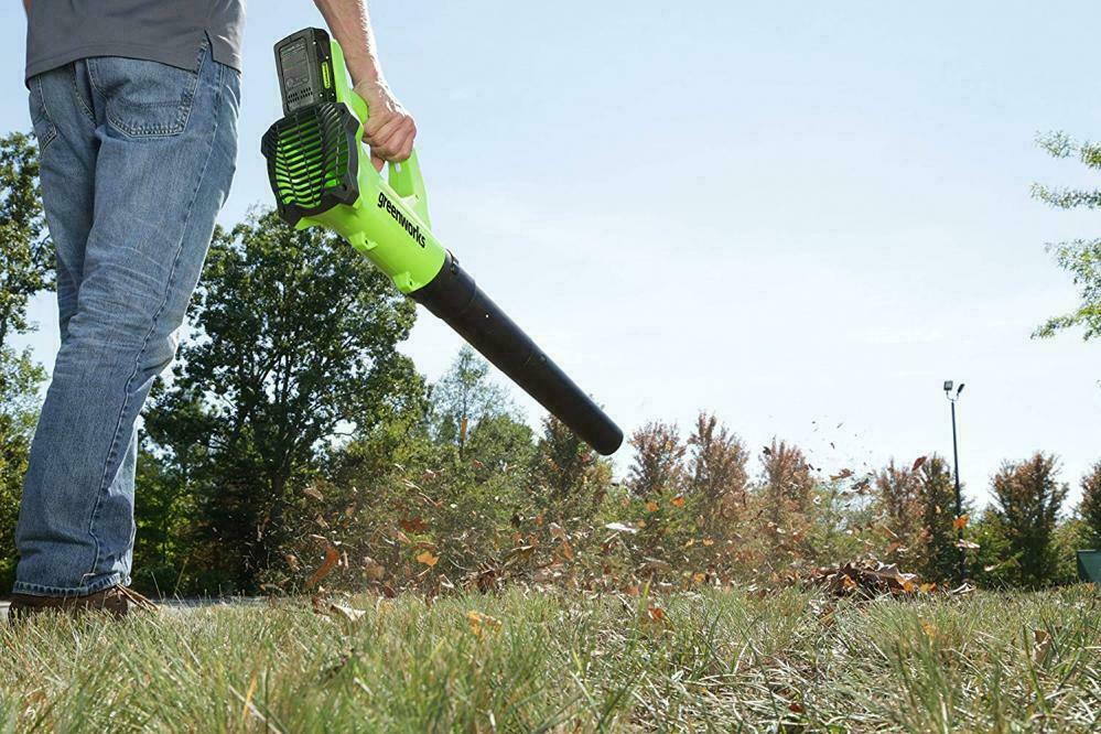 Greenworks 24V Cordless Jet Blower with 2 Ah Battery & Charger  ~ Brand New 