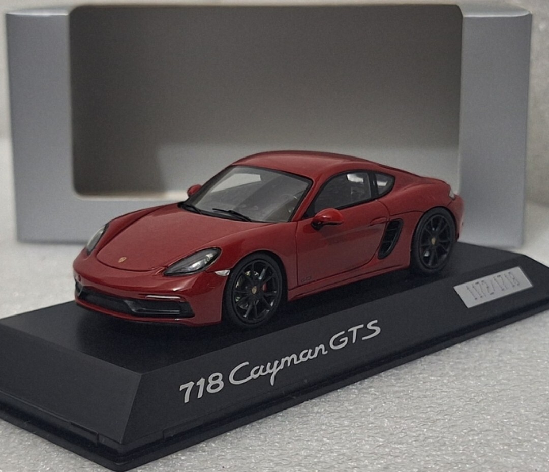 Porsche 718 (982) Cayman GTS Carmine Red 1:43 Minichamps WAP 020