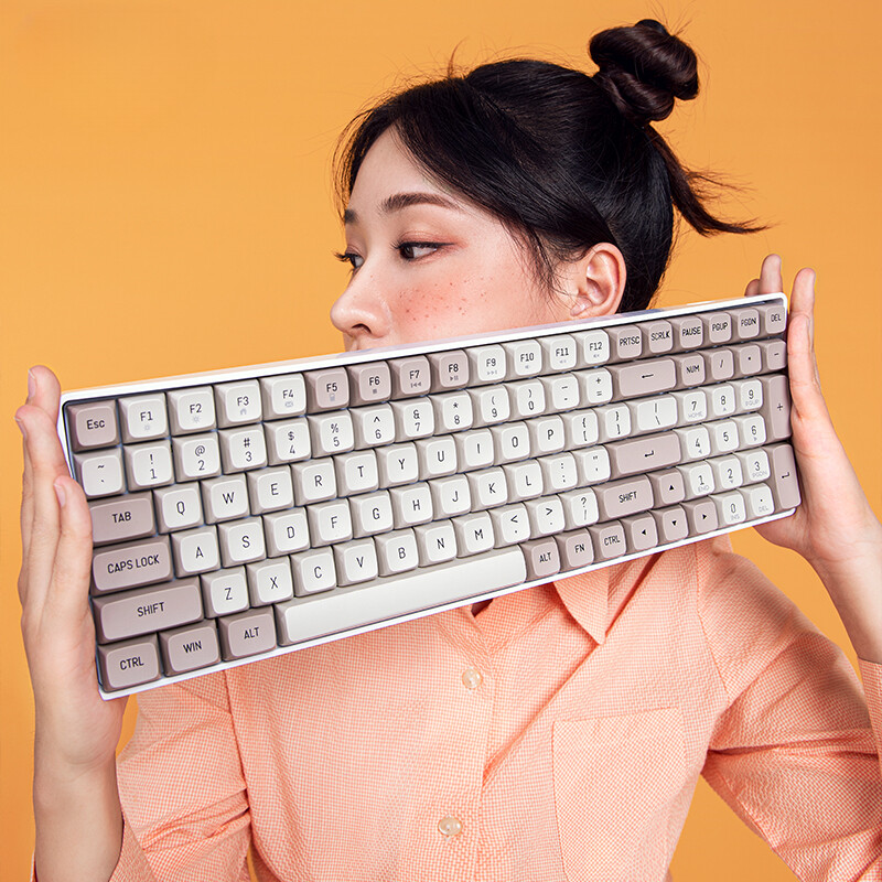 Gaming Mechanical Keyboard 2.4G Wireless USB Type-c Rechargeable Gamer Keyboard-image